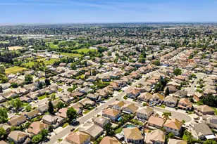 9044 Wharton Way, Elk Grove, CA 95624 - Photo 52