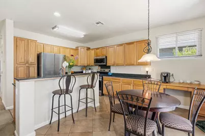 9044 Wharton Way, Elk Grove, CA 95624 - Photo 4