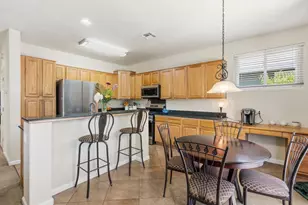 9044 Wharton Way, Elk Grove, CA 95624 - Photo 4