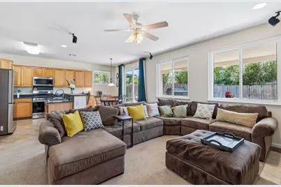 9044 Wharton Way, Elk Grove, CA 95624 - Photo 24