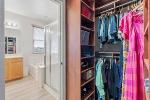 9044 Wharton Way, Elk Grove, CA 95624 - Photo 10