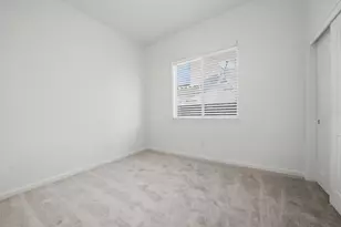 9721 Sand Hollow Way, Elk Grove, CA 95757 - Photo 18