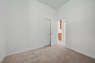 9721 Sand Hollow Way, Elk Grove, CA 95757 - Photo 16