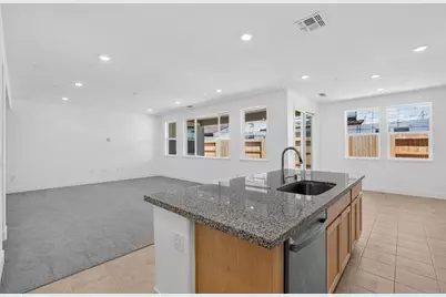 9979 Common Yarrow Way, Sacramento, CA 95829 - Photo 4