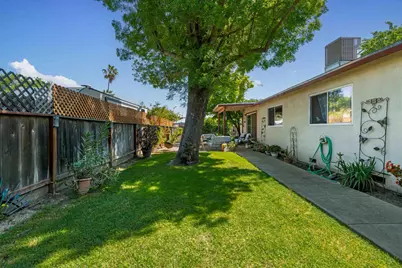 4801 Glenmoor Way, Denair, CA 95316 - Photo 24