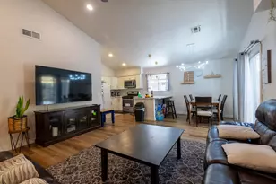 8248 Sunbird Way, Sacramento, CA 95823 - Photo 36