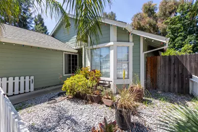 8248 Sunbird Way, Sacramento, CA 95823 - Photo 6