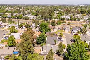 8248 Sunbird Way, Sacramento, CA 95823 - Photo 18
