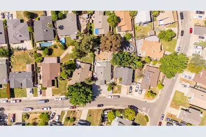 8248 Sunbird Way, Sacramento, CA 95823 - Photo 10