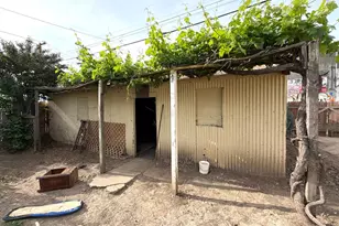 230 W 18th St, Merced, CA 95340 - Photo 26