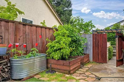 100 Bayline Circle, Folsom, CA 95630 - Photo 42