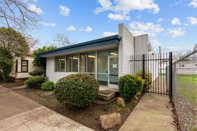 2626 N Street, Sacramento, CA 95816 - Photo 2
