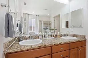 933 Abbotsford Ct, Plumas Lake, CA 95961 - Photo 30