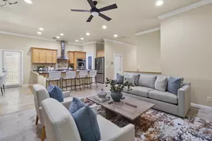 1610 Arden Bluffs Ln, Carmichael, CA 95608 - Photo 10