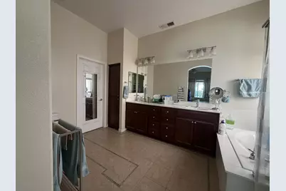 2859 Sierra Gold Court, Riverbank, CA 95367 - Photo 8