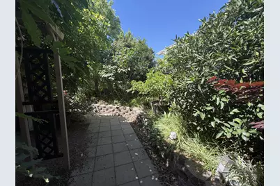 2859 Sierra Gold Court, Riverbank, CA 95367 - Photo 38