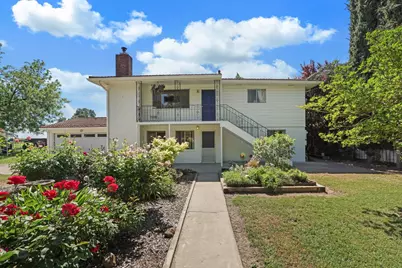 10450 Walnut Grove Road, Thornton, CA 95686 - Photo 1