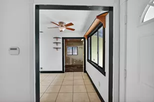 2600 Connie Dr, Sacramento, CA 95815 - Photo 22