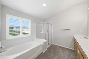 8252 Crichton Way, Elk Grove, CA 95758 - Photo 34