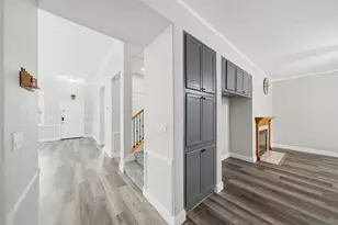 8252 Crichton Way, Elk Grove, CA 95758 - Photo 18