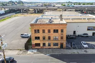 920 E Market St, Stockton, CA 95202 - Photo 6