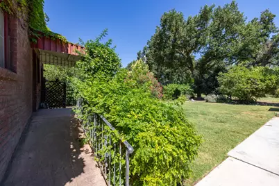 4919 E Morada Lane, Stockton, CA 95212 - Photo 12