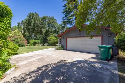 4919 E Morada Lane, Stockton, CA 95212 - Photo 8