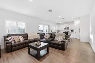 1660 Silvershire Dr, Stockton, CA 95206 - Photo 6