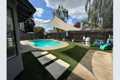 1541 Camphor Way, Lodi, CA 95242 - Photo 8