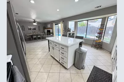 1541 Camphor Way, Lodi, CA 95242 - Photo 6