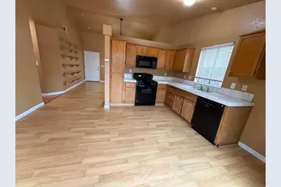 2815 Crescent Moon Court, Ceres, CA 95307 - Photo 10