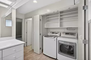 3331 Ellenmere Dr, Sacramento, CA 95821 - Photo 38