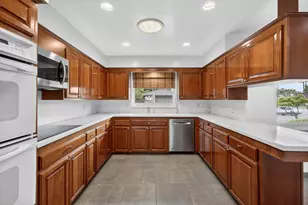 3331 Ellenmere Dr, Sacramento, CA 95821 - Photo 16