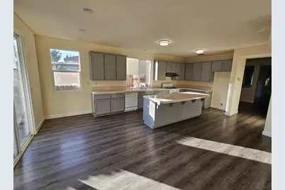 5086 Bissett Way, Sacramento, CA 95835 - Photo 2