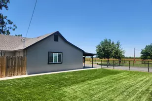 20383 Sutliff Rd, Escalon, CA 95320 - Photo 4