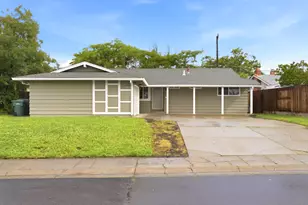 5828 Shenandoah Dr, Sacramento, CA 95841 - Photo 2