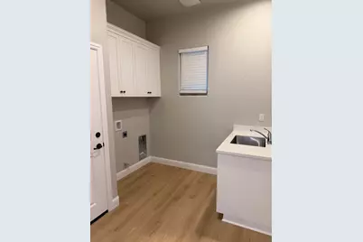 8698 N Privado Court, Hilmar, CA 95324 - Photo 12