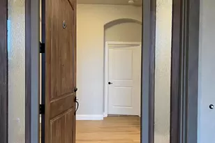 8698 N Privado Ct, Hilmar, CA 95324 - Photo 4