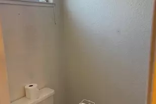 8366 Langtree Way, Sacramento, CA 95823 - Photo 18