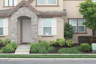 2532 Cottage Pointe Dr, Riverbank, CA 95367 - Photo 2