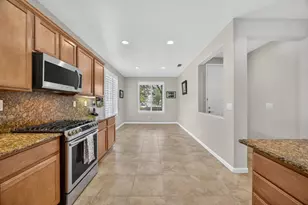 7401 Rothschild Ct, Elk Grove, CA 95757 - Photo 10