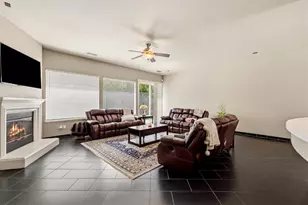 751 Hawkcrest Cir, Sacramento, CA 95835 - Photo 30