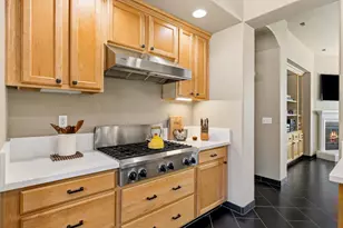 751 Hawkcrest Cir, Sacramento, CA 95835 - Photo 24