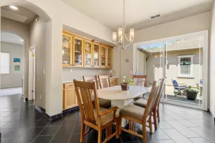 751 Hawkcrest Cir, Sacramento, CA 95835 - Photo 38