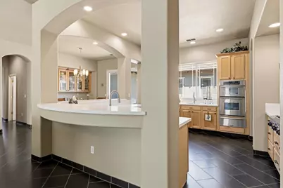 751 Hawkcrest Circle, Sacramento, CA 95835 - Photo 32