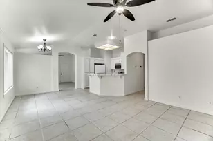 8575 Black Kite Dr, Elk Grove, CA 95624 - Photo 10