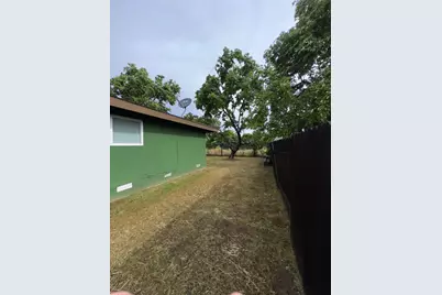 7813 Loucreta Drive, Sacramento, CA 95828 - Photo 12