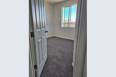 2076 Englebright, Plumas Lake, CA 95961 - Photo 14