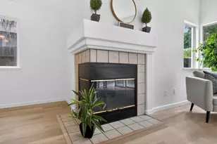 4 San Rogue Ct, Sacramento, CA 95823 - Photo 20