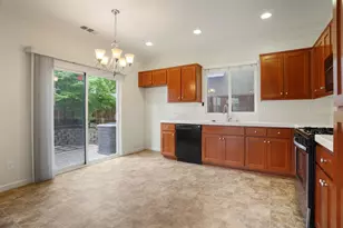 1542 Hearthsong Dr, Manteca, CA 95337 - Photo 12